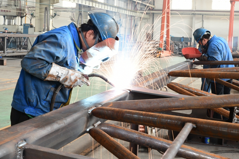 2021年5月七，陜建機(jī)股份舉辦為期6個(gè)月的“學(xué)黨史建功‘十四五’ 開新局奮進(jìn)新征程”為主題的勞動(dòng)競(jìng)賽1_副本.jpg